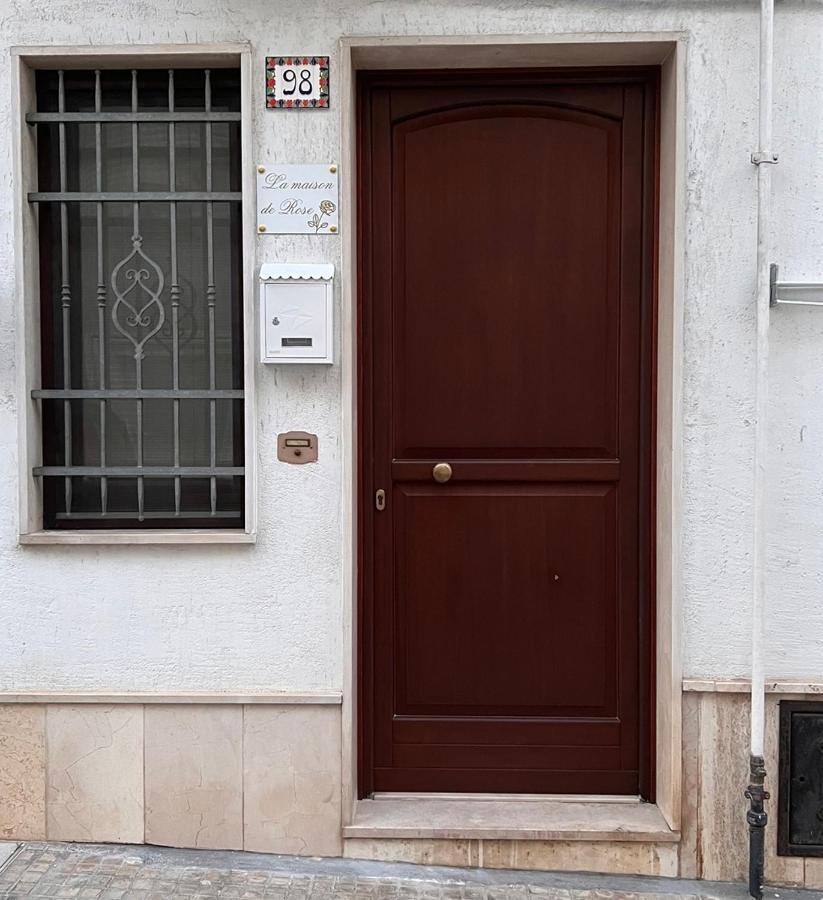 אוסטוני La Maison De Rose מראה חיצוני תמונה